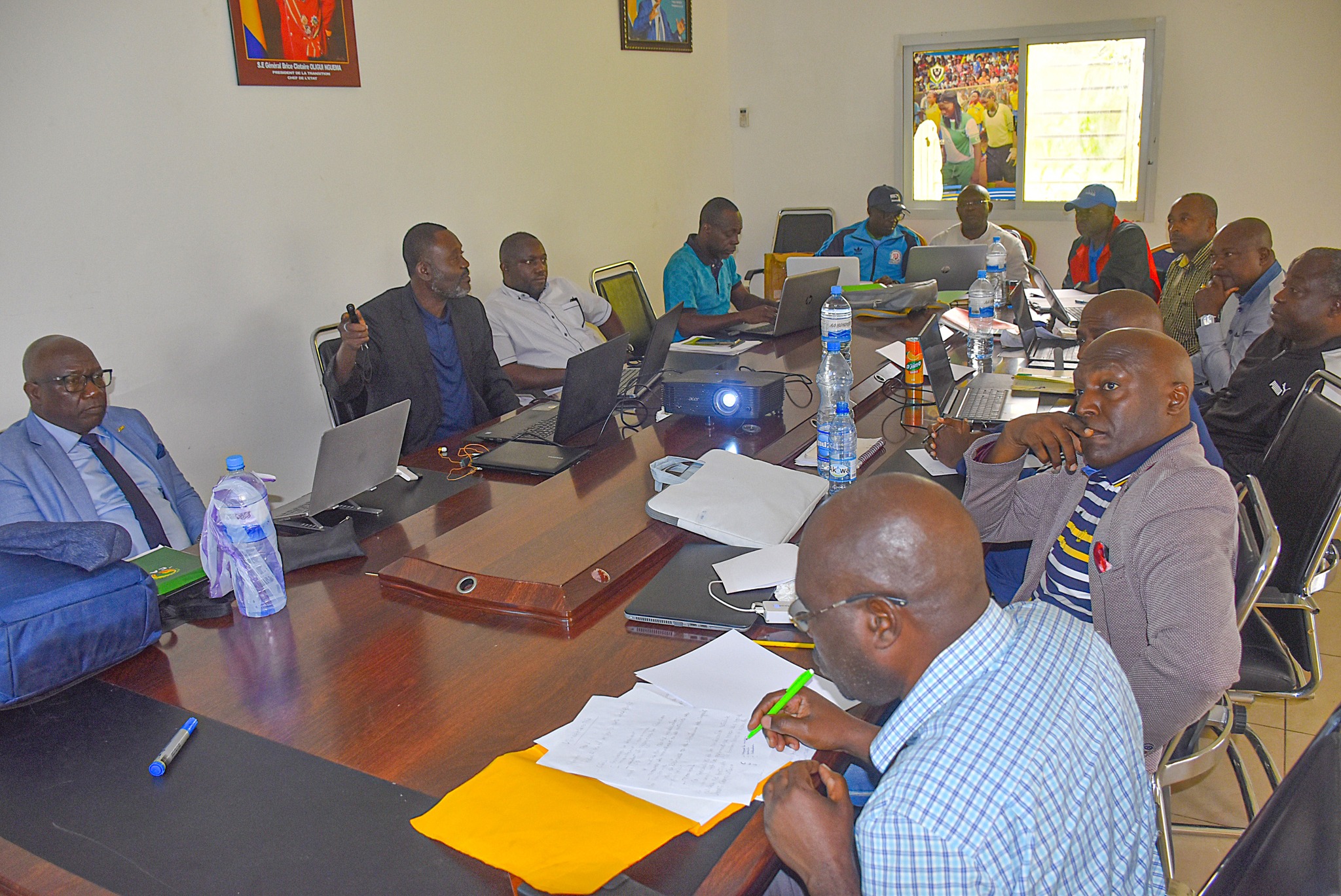 LICENCE A CAF : UN SYLLABUS AVANT LES COURS