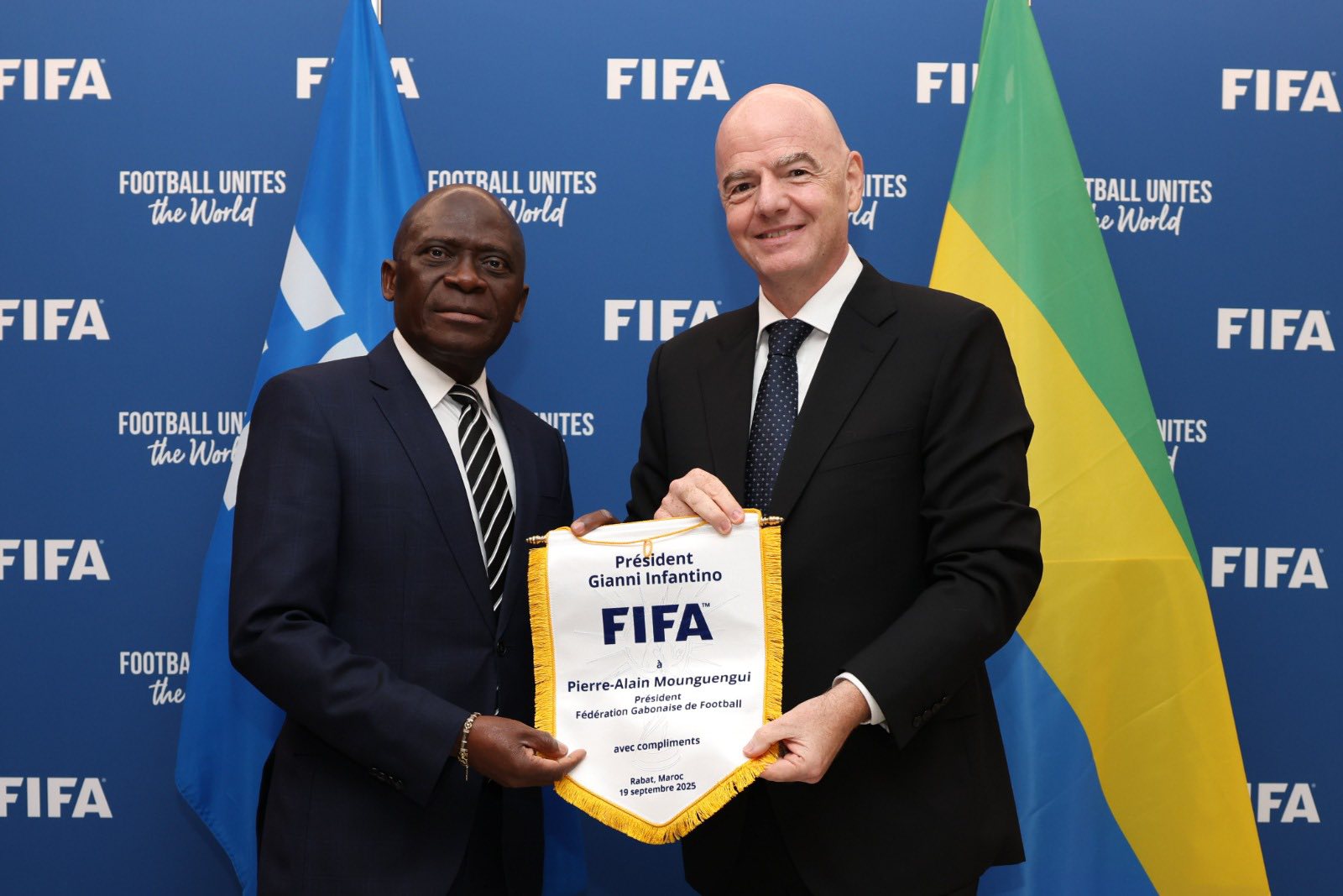 PIERRE ALAIN MOUNGUENGUI ET GIANNI INFANTINO POUR UNE ACADEMIE DU FOOTBALL AU GABON